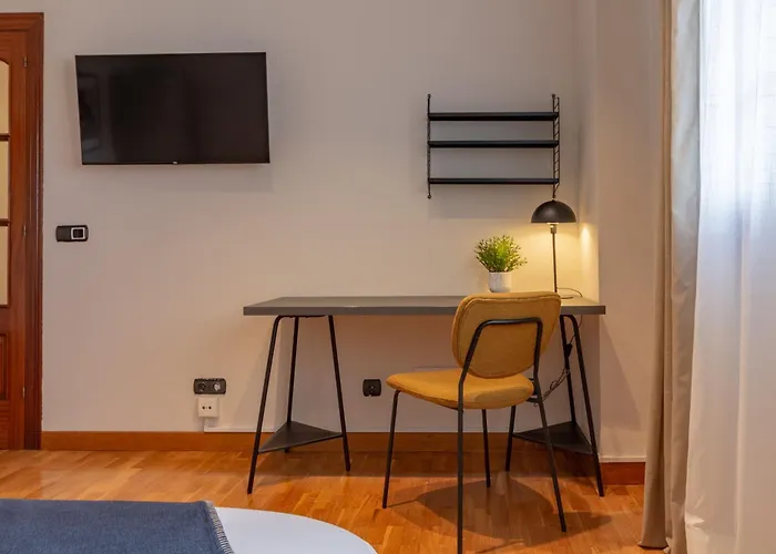 Ah Delux3Rooms Campus Milan Vut6519As